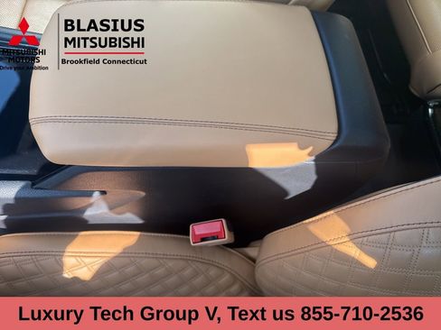 Used 2023 Jeep Grand Cherokee L Summit w/ Advanced Protech Group IV image 25