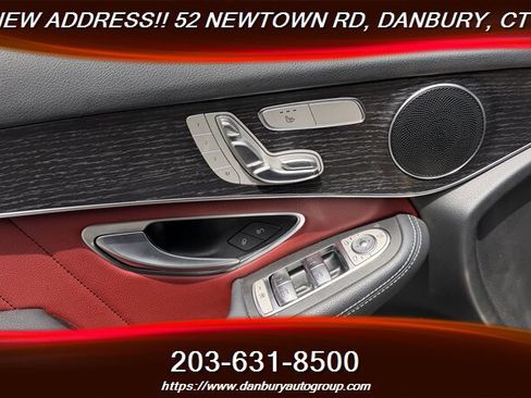 Used 2022 Mercedes-Benz GLC 300 4MATIC image 12