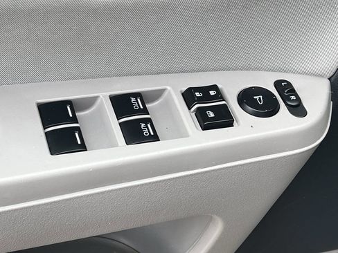 Used 2015 Honda Pilot LX image 15