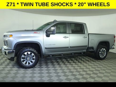 Used 2025 Chevrolet Silverado 2500 LT w/ Safety Package AWD/4WD image 6