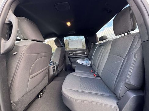 New 2026 RAM 2500 Big Horn AWD/4WD image 14