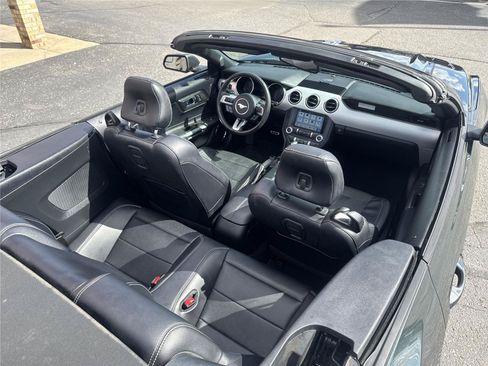 Used 2016 Ford Mustang GT Premium RWD image 37