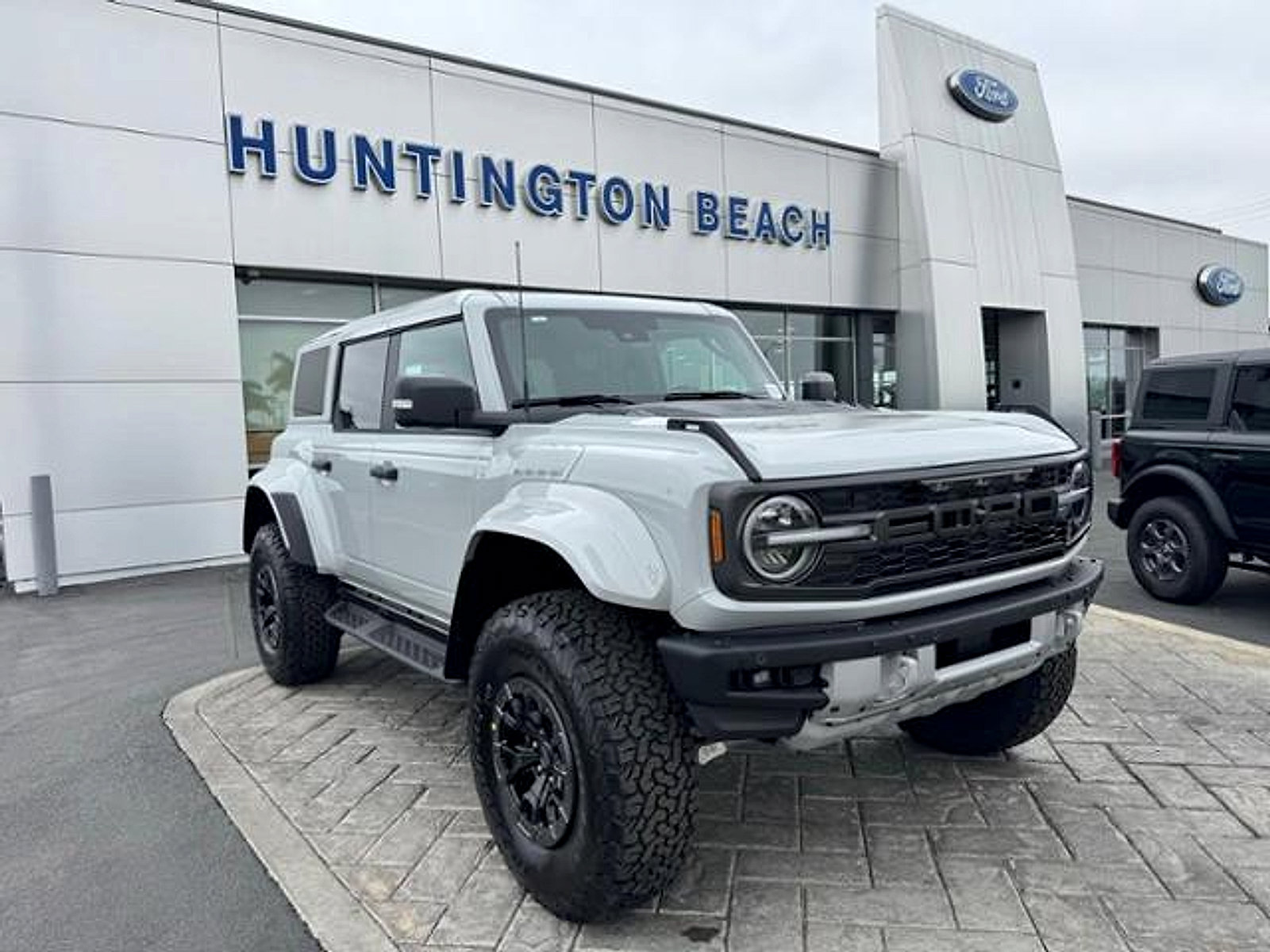 New 2026 Ford Bronco Raptor w/ Interior Carbon Fiber Pack AWD/4WD image 1