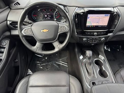 Certified 2023 Chevrolet Traverse LT w/ LT Premium Package AWD/4WD image 15