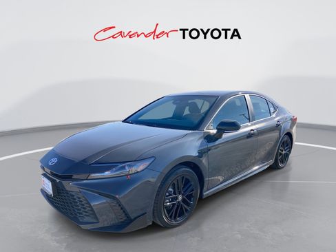 Certified 2026 Toyota Camry SE image 1