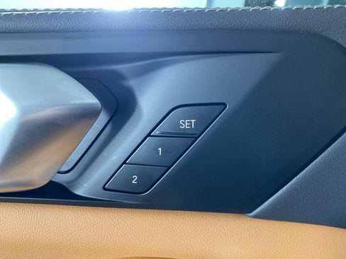 Used 2026 BMW X5 xDrive40i image 8