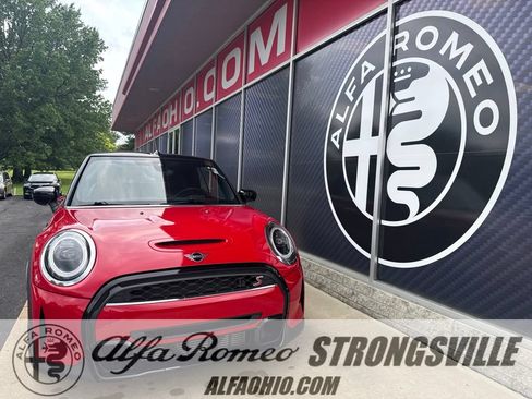 Used 2024 MINI Cooper S FWD image 1
