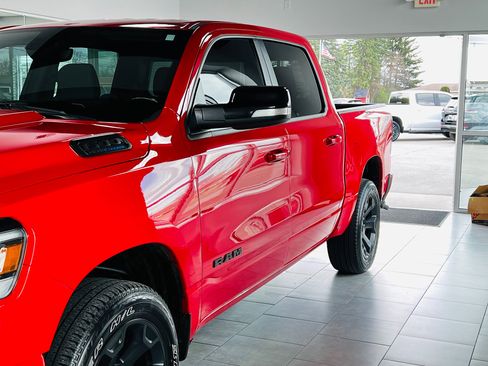 Used 2021 RAM 1500 Big Horn AWD/4WD image 2