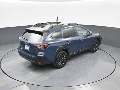 Used 2025 Subaru Outback Onyx Edition AWD/4WD image 34