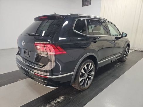 Used 2021 Volkswagen Tiguan SEL Premium R-Line w/ 3rd Row Seat Package AWD/4WD image 3