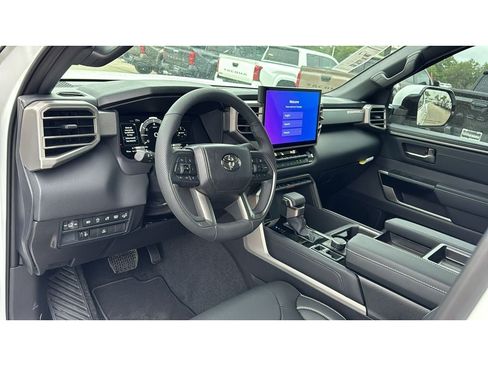 New 2026 Toyota Tundra Limited AWD/4WD image 16