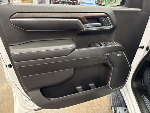 Used 2023 GMC Sierra 1500 SLT w/ SLT Premium Package image 46