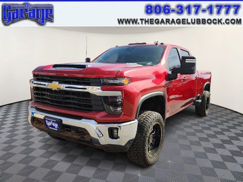 Used 2024 Chevrolet Silverado 2500 LT w/ Convenience Package AWD/4WD image 1