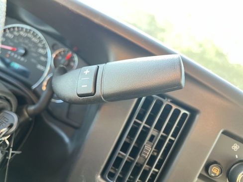 New 2025 Chevrolet Express 3500 w/ Driver Convenience Package image 15