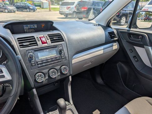 Used 2015 Subaru Forester 2.5i Premium w/ All-Weather Package AWD/4WD image 21