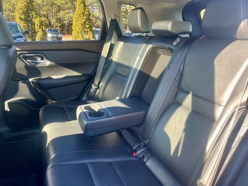 Used 2021 Nissan Rogue SL image 26