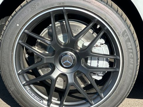 New 2026 Mercedes-Benz GLE 53 AMG 4MATIC image 32