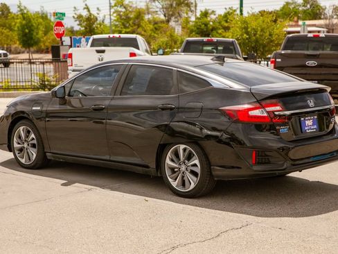 Used 2018 Honda Clarity Touring image 7