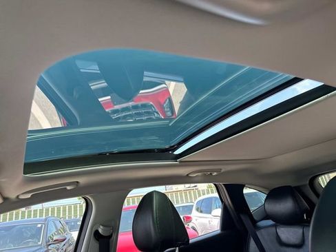 Used 2022 Hyundai Tucson Limited image 24