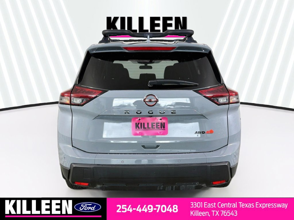 Used 2025 Nissan Rogue SV AWD/4WD image 8