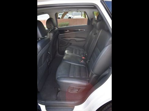 Used 2019 Kia Sorento EX w/ EX Touring Package FWD image 20