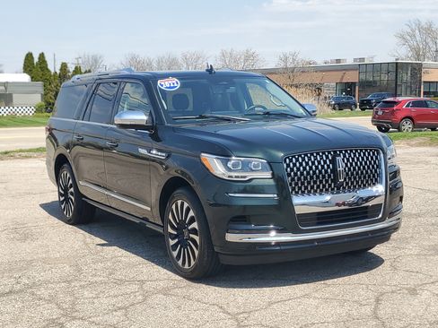 Used 2022 Lincoln Navigator L Black Label image 1