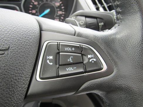 Certified 2017 Ford Escape Titanium w/ Equipment Group 301A image 31