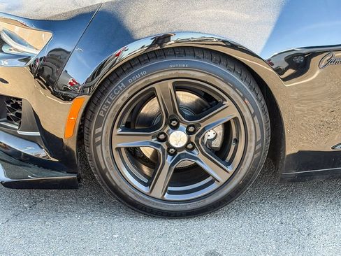 Used 2019 Chevrolet Camaro LT image 7