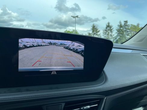Used 2025 Buick Encore GX Preferred FWD image 24