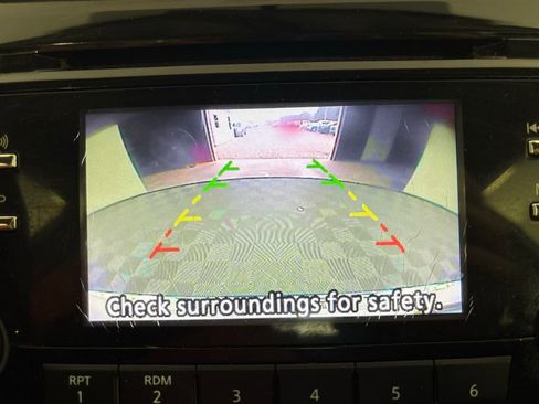 Used 2017 Nissan Rogue S FWD image 46
