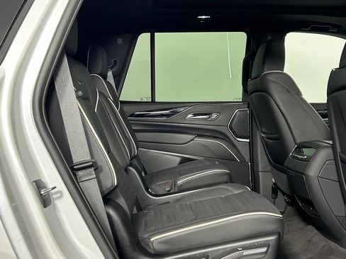 Used 2024 Cadillac Escalade Sport w/ Touring Package AWD/4WD image 13