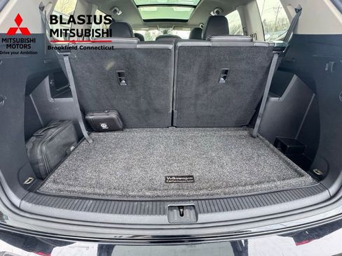 Used 2023 Volkswagen Atlas SEL R-Line image 14