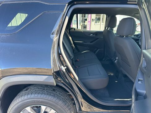 Used 2025 Chevrolet Equinox LT image 20