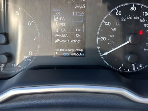 Used 2025 Toyota Corolla SE image 21