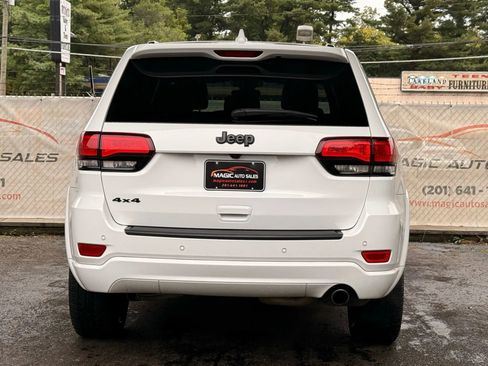 Used 2020 Jeep Grand Cherokee Altitude image 57