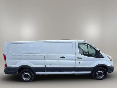 Used 2015 Ford Transit 250 148 Low Roof image 4