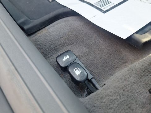 Used 2021 Hyundai Elantra SEL w/ Convenience + Premium Package FWD image 29
