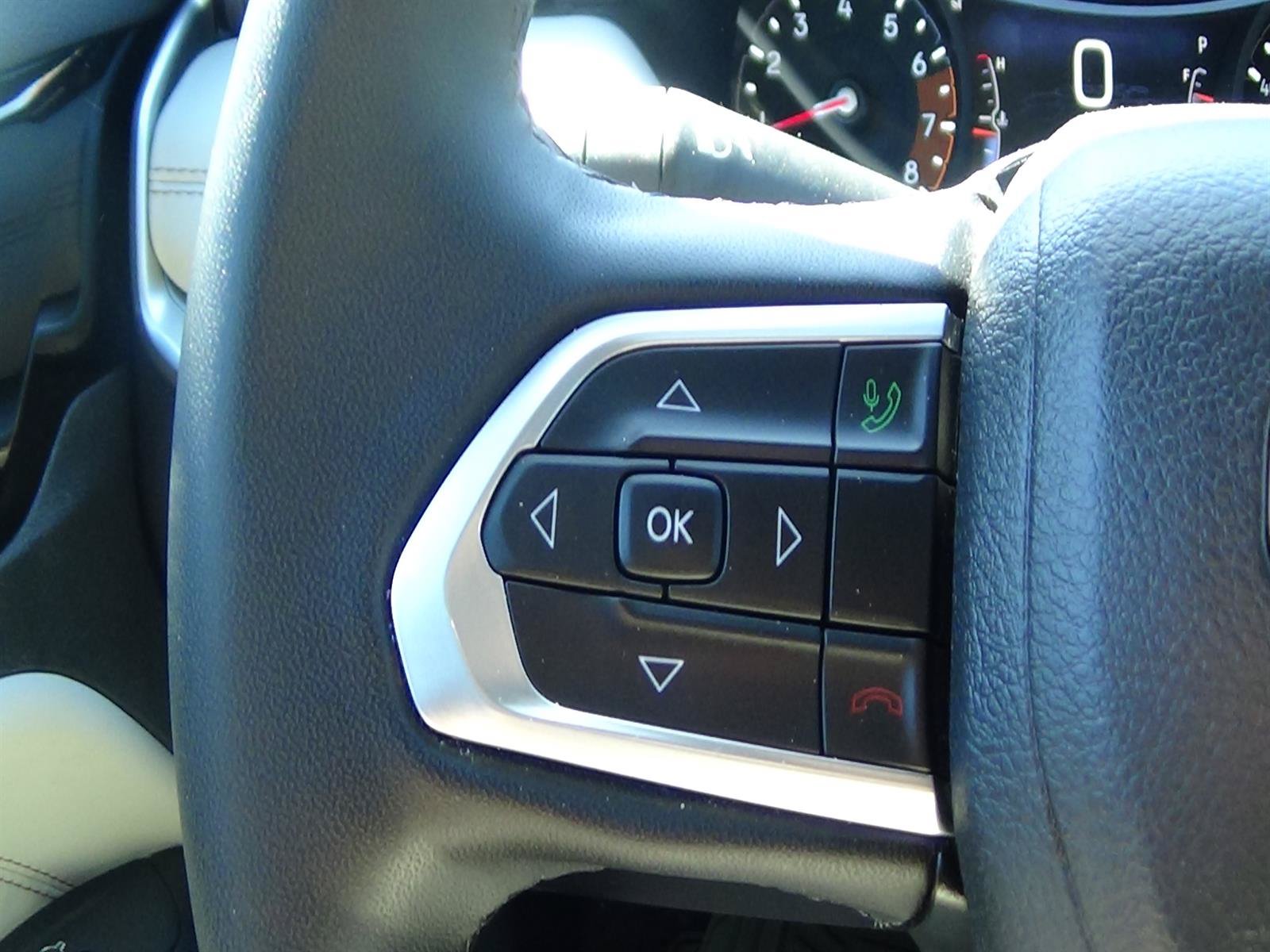 Certified 2025 Jeep Compass Limited AWD/4WD image 22