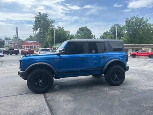 Used 2023 Ford Bronco Wildtrak image 7
