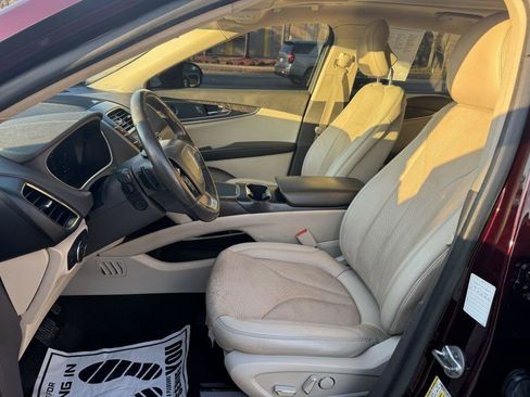 Used 2019 Lincoln Nautilus Reserve w/ Cargo Utility Package image 12