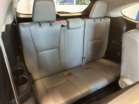 Used 2021 Toyota Highlander Platinum AWD/4WD image 15