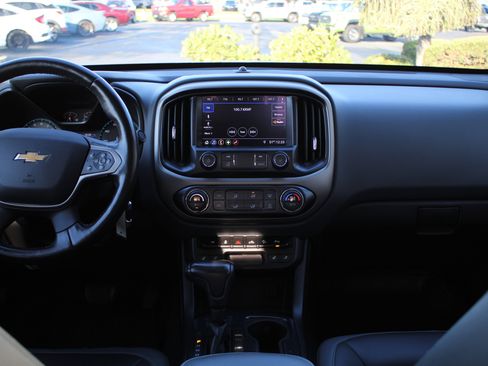 Used 2019 Chevrolet Colorado Z71 image 22