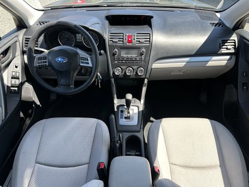 Used 2014 Subaru Forester 2.5i image 15