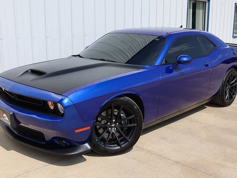 Used 2021 Dodge Challenger R/T Scat Pack w/ T/A Package RWD image 1
