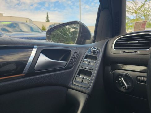 Used 2012 Volkswagen GTI 4-Door FWD image 34