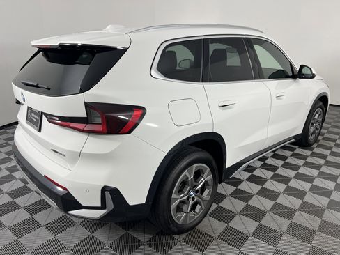 Used 2025 BMW X1 xDrive28i w/ Technology Package AWD/4WD image 13