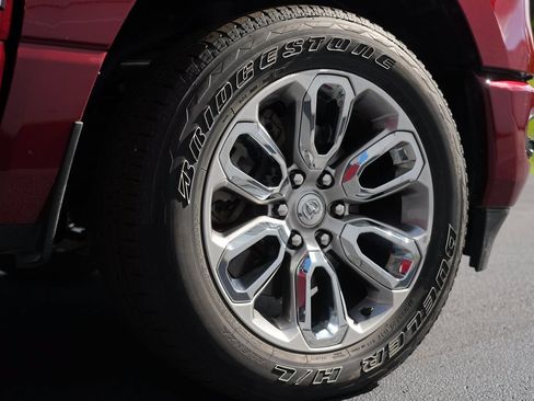 Used 2023 RAM 1500 Laramie AWD/4WD image 32