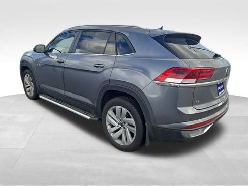 Used 2020 Volkswagen Atlas Cross Sport SE image 5