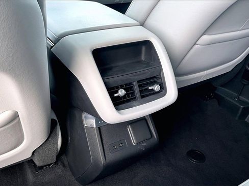 Certified 2024 Cadillac Lyriq Luxury image 10