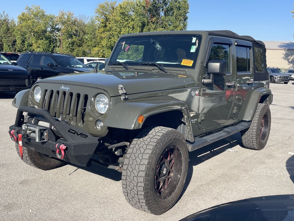 Used 2015 Jeep Wrangler Unlimited Sahara w/ Dual Top Group AWD/4WD image 4